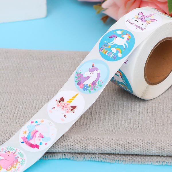 Единорожки - наклейки в рулоне Дарите счастье 9610155